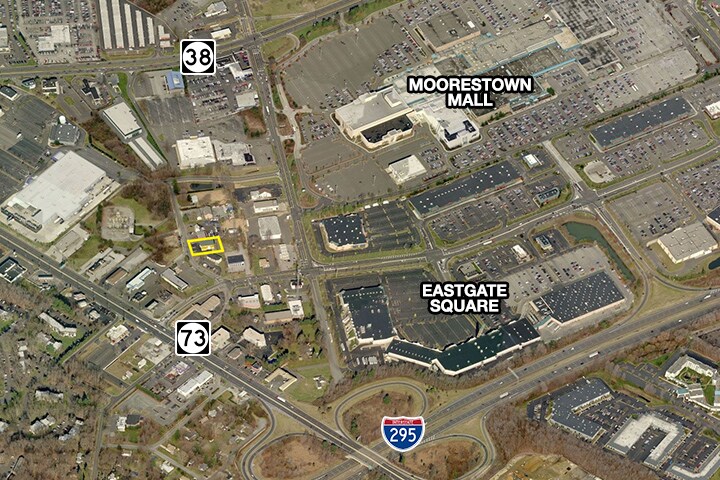 More Photos Of 17 Willow Rd, Maple Shade Township Freestanding For Lease