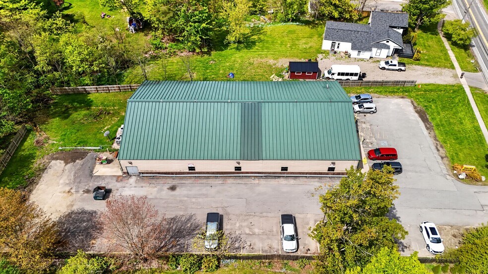 More Photos Of 3391 Main St, Mexico Freestanding For Sale