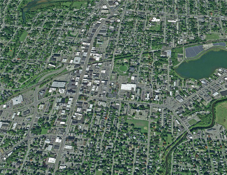 More Photos Of 20 Elm St, Pittsfield Medical For Sale