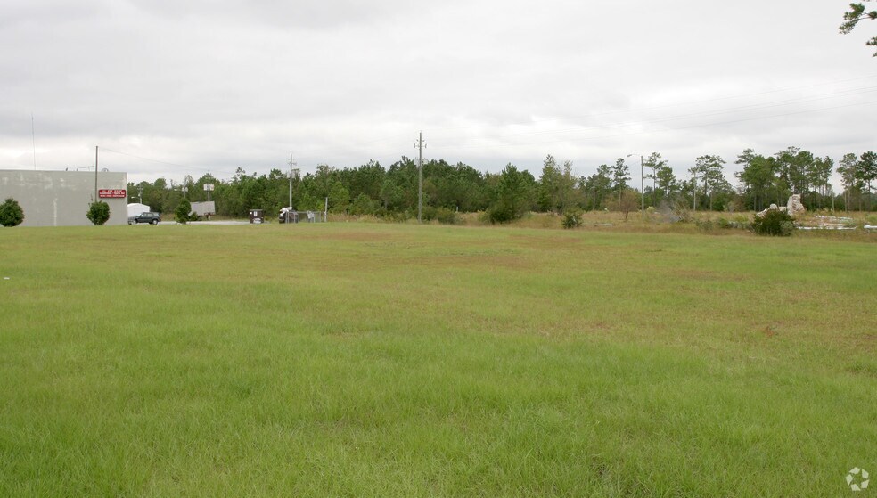 More Photos Of 965 Old Folkstone Rd, Sneads Ferry General Retail For Lease