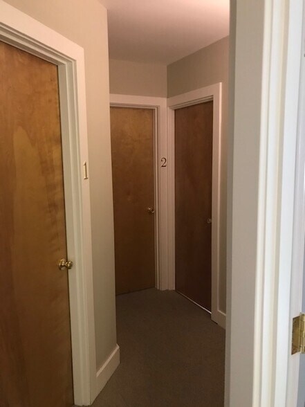 More Photos Of 2929 Summit St, Oakland Office For Lease