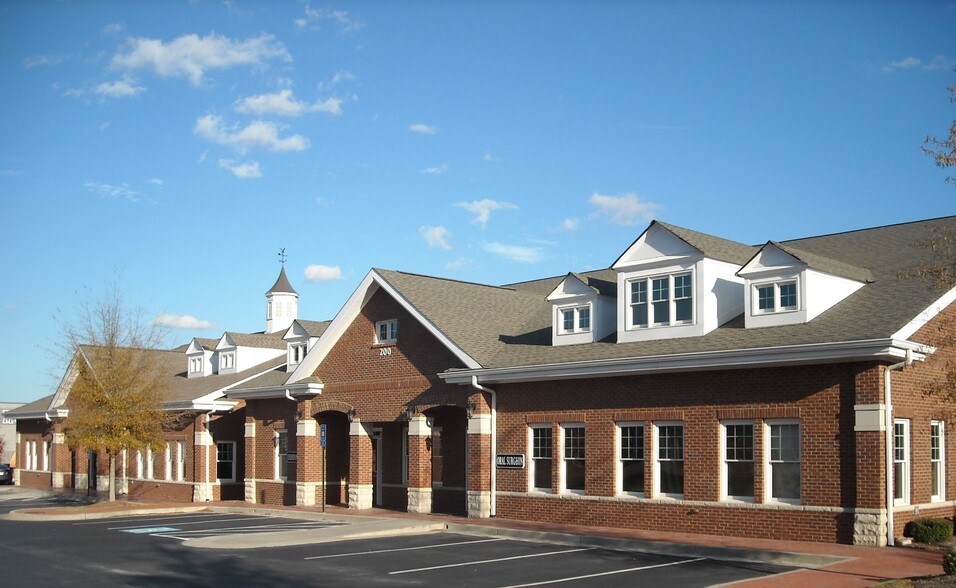 Primary Photo Of 4749 Nelson Brogdon Blvd, Sugar Hill Medical For Lease