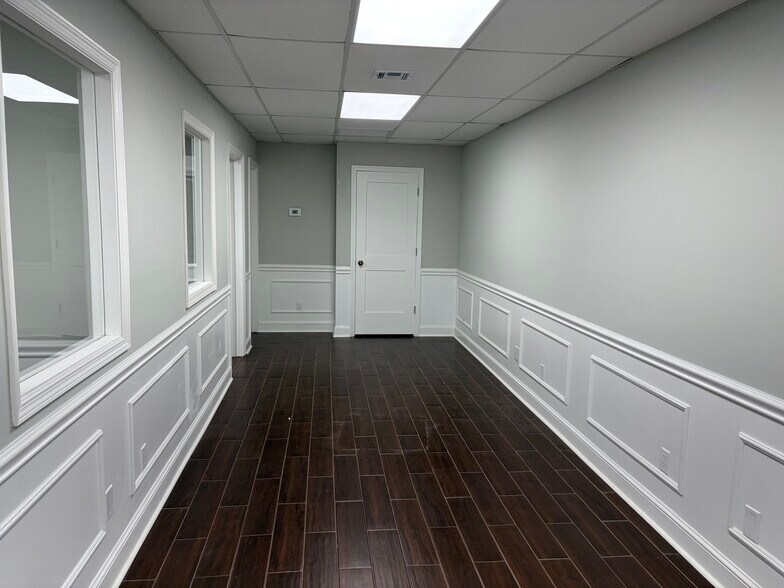 More Photos Of 3601 SE Ocean Blvd, Stuart Office For Lease