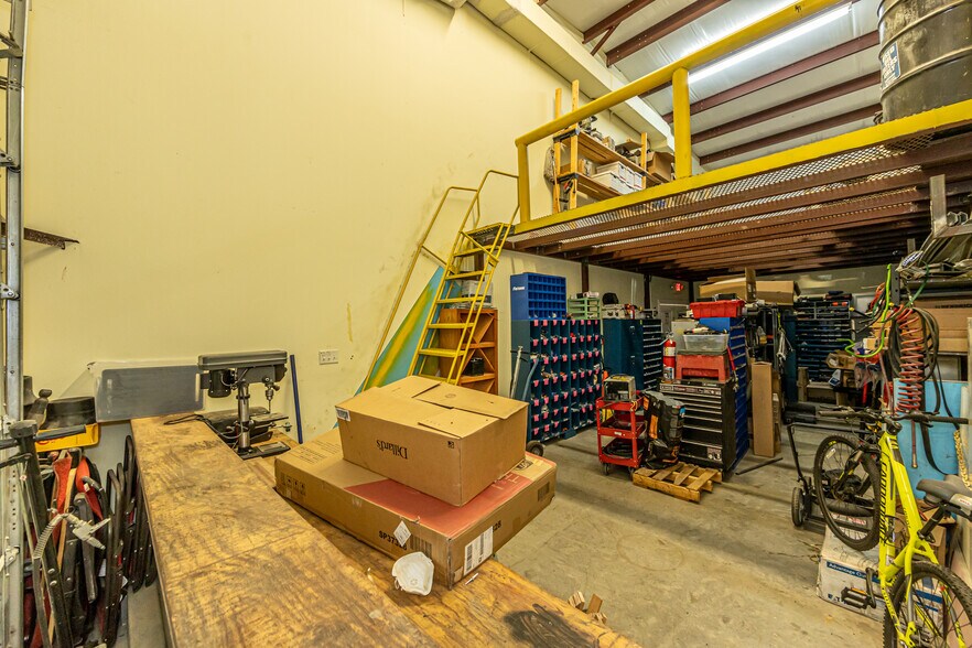 More Photos Of 7416 El Dorado Ct, Laredo Service For Sale