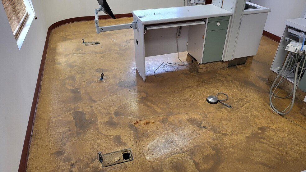 More Photos Of 1825 E Flamingo Rd, Las Vegas Office For Sale
