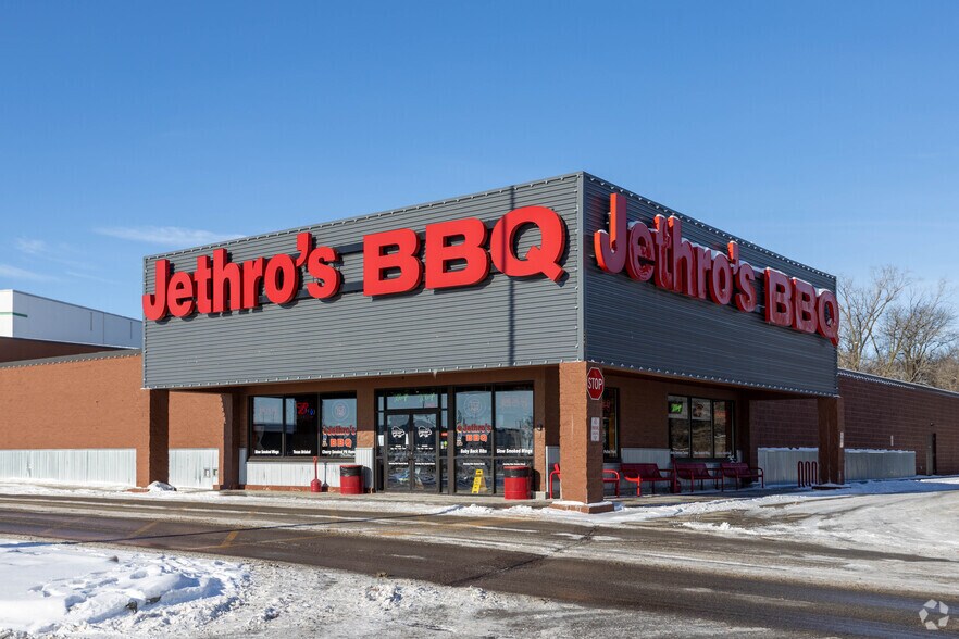 More Photos Of 1311 Buckeye Ave, Ames Unknown For Lease