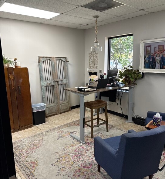 More Photos Of 12810 Century Dr, Stafford Showroom For Lease