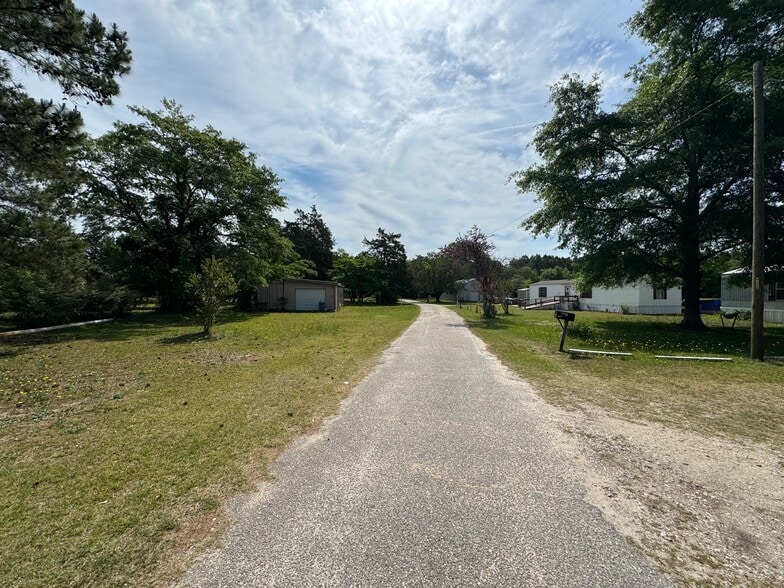 More Photos Of 1411 Seabrook School Rd, Fayetteville Manufactured Housing Mobile Home Park For Sale