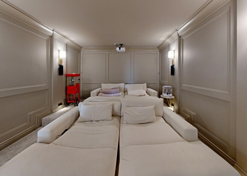 More Photos Of 136 River Heights Lane, Sturgeon County Multifamily For Sale