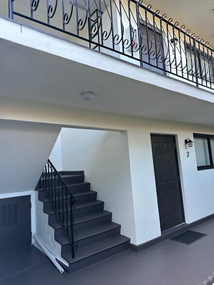 More Photos Of 2379 NE 172nd St, North Miami Beach Apartments For Sale