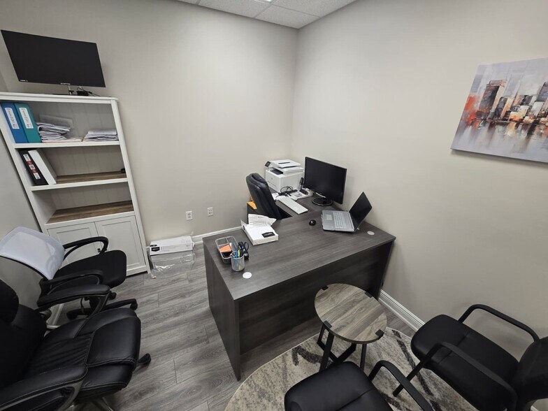 More Photos Of 5401 N University Dr, Coral Springs Medical For Sale