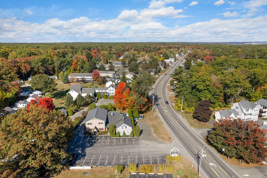 More Photos Of 52 Post Rd, Wells Restaurant For Sale