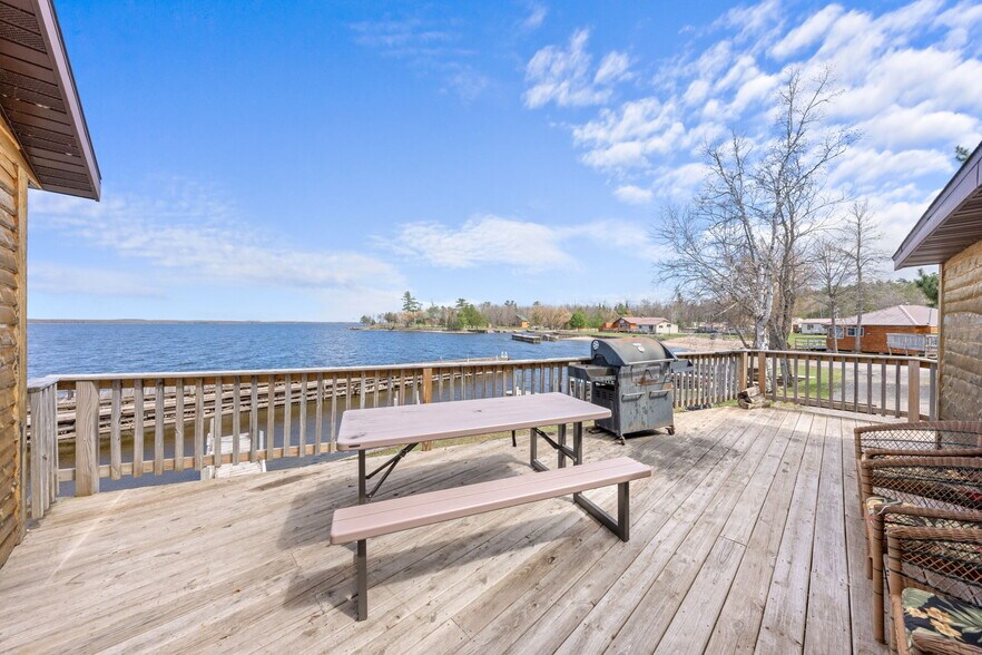 More Photos Of 9978 Gappa Rd, Kabetogama Hotel For Sale