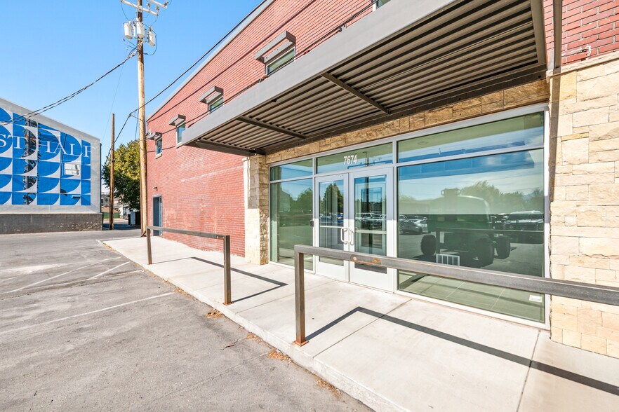 More Photos Of 7674 Main St, Midvale General Retail For Lease