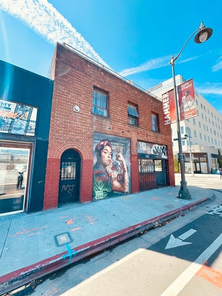 More Photos Of 700-706 E 1st St, Los Angeles Storefront Retail Residential For Lease