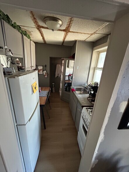 More Photos Of 1424 30th St, Des Moines Apartments For Sale