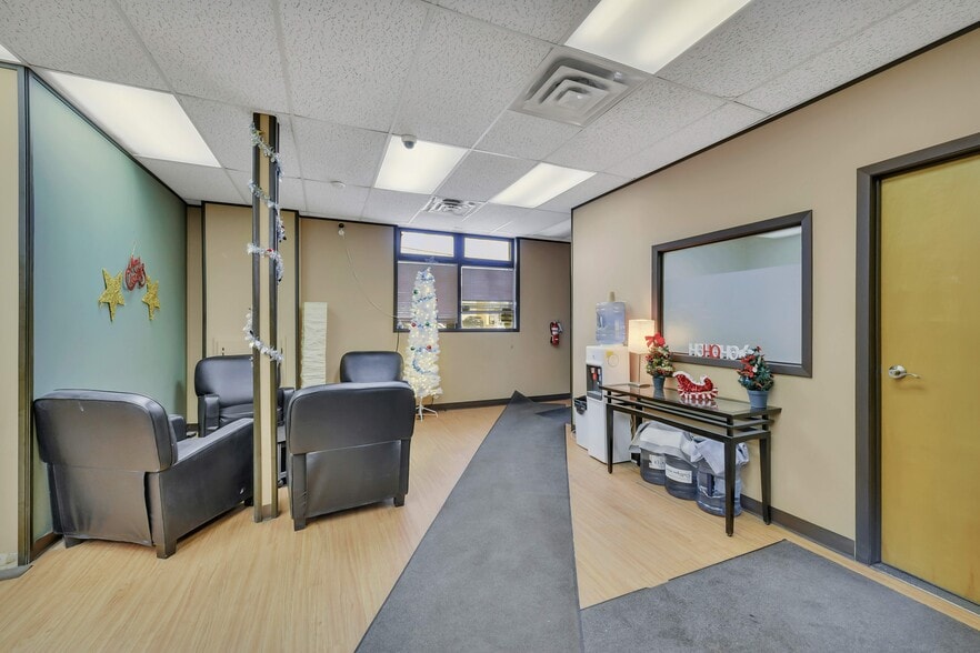 More Photos Of 4727 60 St, Red Deer Service For Sale