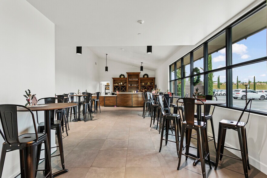 More Photos Of 40620 Calle Contento, Temecula Winery Vineyard For Sale