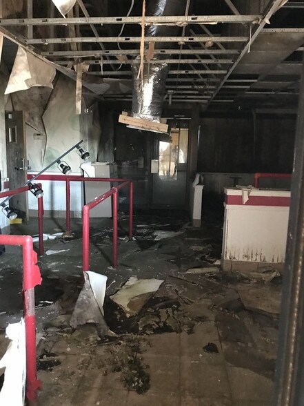 More Photos Of 14514 Jefferson Davis Hwy, Woodbridge Fast Food For Lease