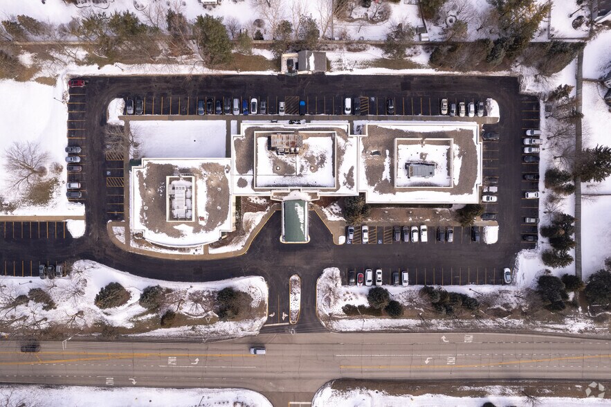 More Photos Of 1170 E Belvidere Rd, Grayslake Medical For Lease