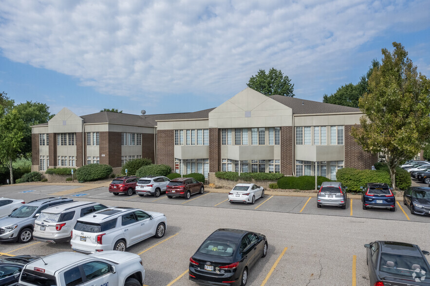 Primary Photo Of 525 N Cleveland-Massillon Rd, Akron Medical For Lease