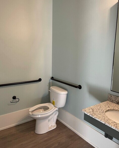 More Photos Of 4021 W.E. Heck Ct, Baton Rouge Office For Lease