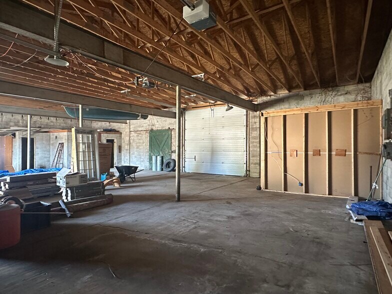 More Photos Of 226 Thomas st, Fostoria Flex For Sale