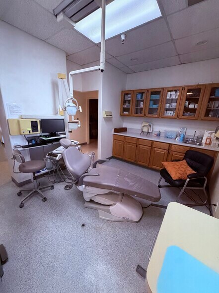 More Photos Of 680 Alamo Pintado Rd, Solvang Medical For Sale