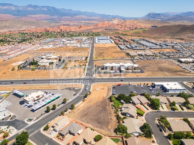 More Photos Of SR-9 and Rlington pkwy, Hurricane Office For Sale