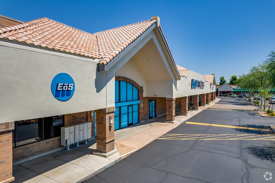 More Photos Of 5860-5870 W Thunderbird Rd, Glendale Unknown For Lease