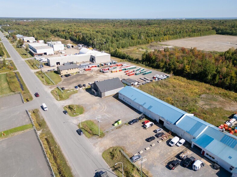 More Photos Of 3055 Rue Tebbutt, Trois-Rivières Industrial For Lease