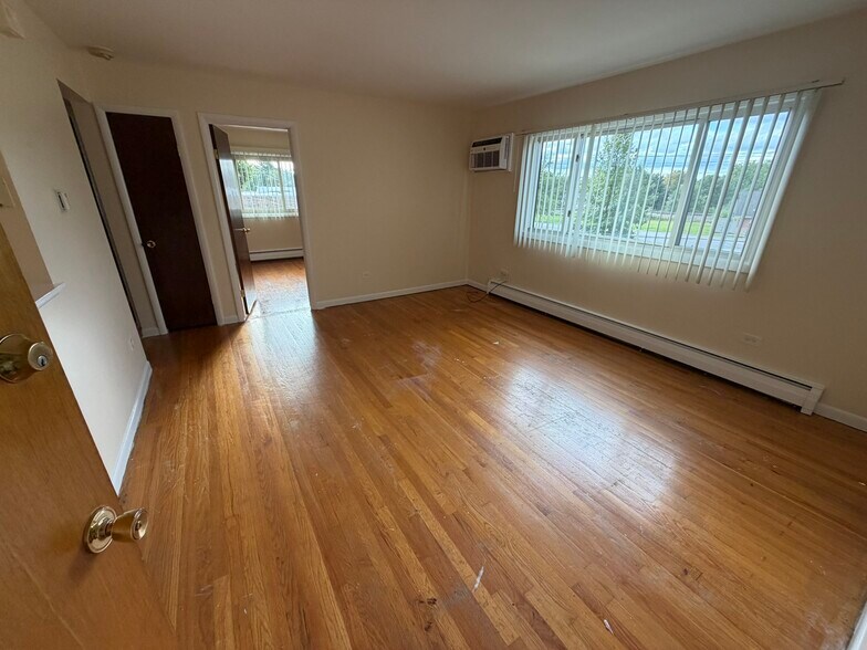 More Photos Of 14 N Martha St, Lombard Multifamily For Sale