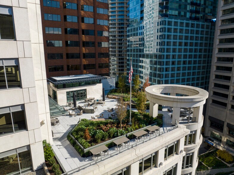 More Photos Of 1700 7th Ave, Seattle Coworking Space