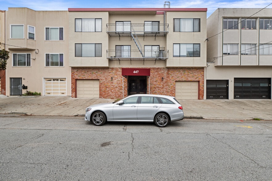 More Photos Of 447 34th Ave, San Francisco Apartments For Sale