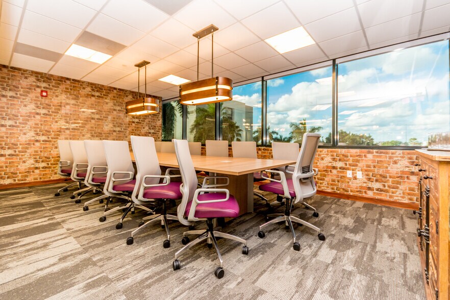 More Photos Of 150 S Pine Island Rd, Plantation Coworking Space