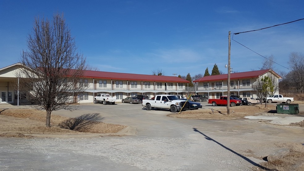 More Photos Of 36494 Old Highway 270, Wewoka Hotel For Sale