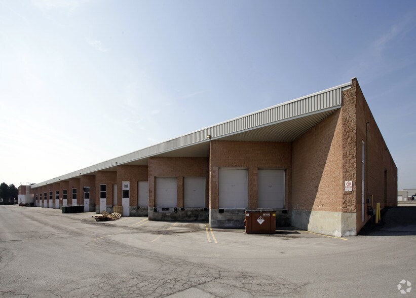 More Photos Of 90 Ironside Cres, Toronto Warehouse For Lease