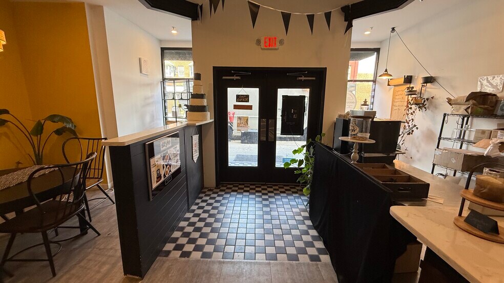 More Photos Of 100 Northampton St, Easton Apartments For Lease