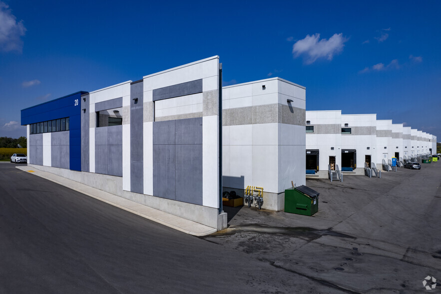 Primary Photo Of 20 Lightbeam Ter, Brampton Warehouse For Lease