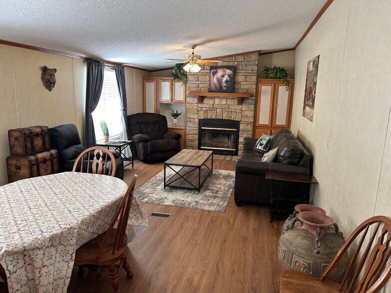 More Photos Of 141 County Road 851, Elizabeth Hotel For Sale