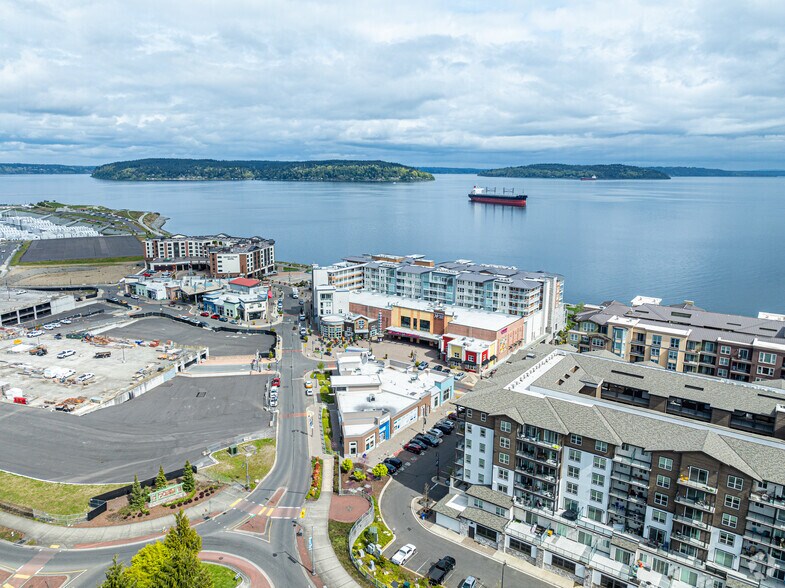 More Photos Of 5058 Main St, Tacoma General Retail For Lease