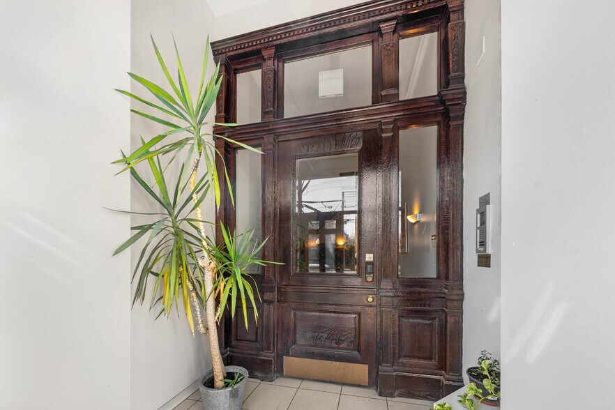 More Photos Of 4407-4411 Park Ave, Union City Loft Creative Space For Sale