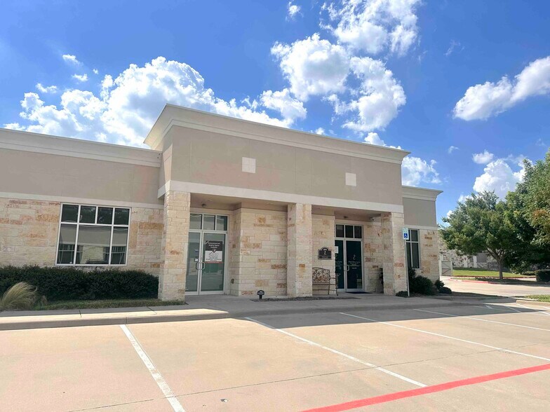 Primary Photo Of 3900 S Stonebridge Dr, McKinney Medical For Lease