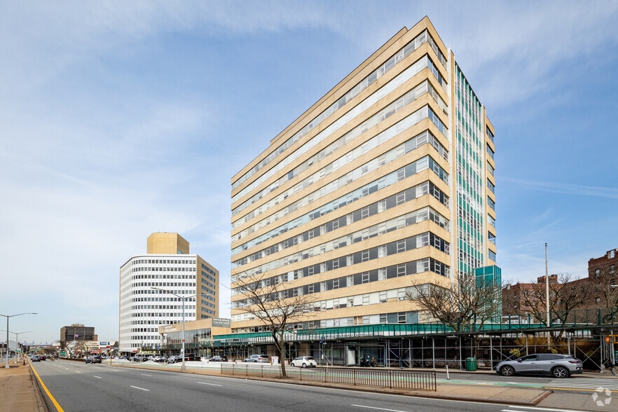 More Photos Of 97-77 Queens Blvd, Rego Park Office For Lease