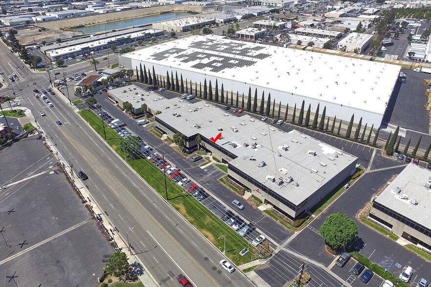 More Photos Of 1115 S Placentia Ave, Fullerton Light Manufacturing For Sale