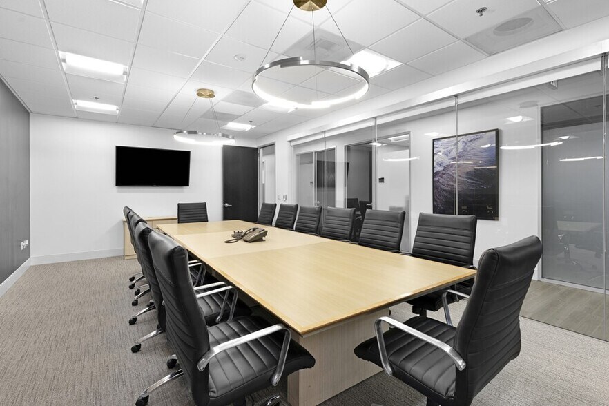 More Photos Of 12636 High Bluff Dr, San Diego Coworking Space