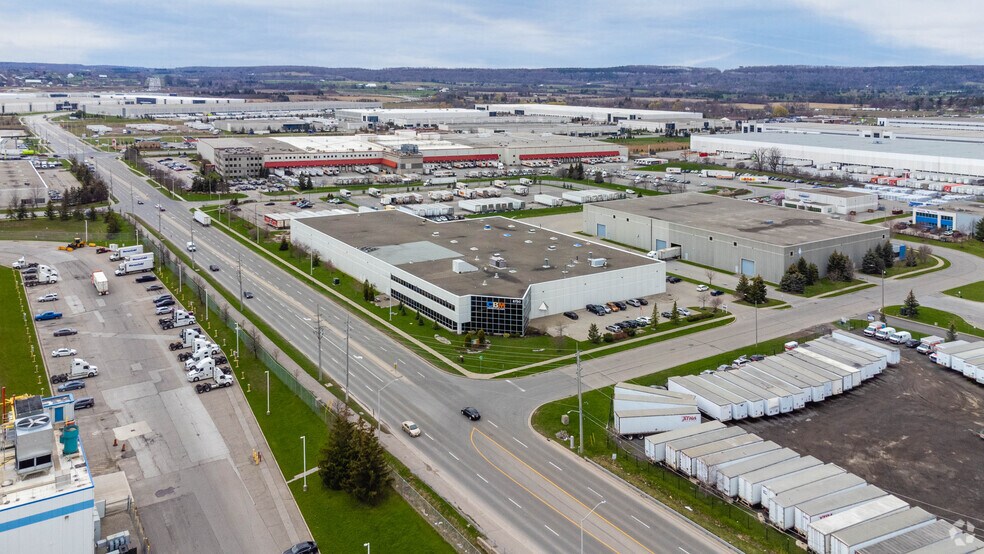 More Photos Of 8750 Holgate Cres, Milton Warehouse For Lease