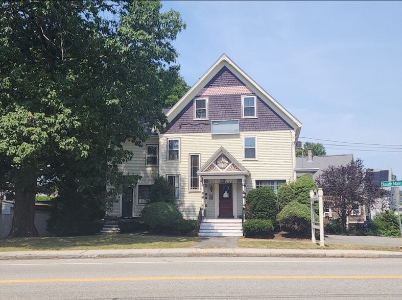 Primary Photo Of 399 South Main St, Haverhill General Retail For Sale