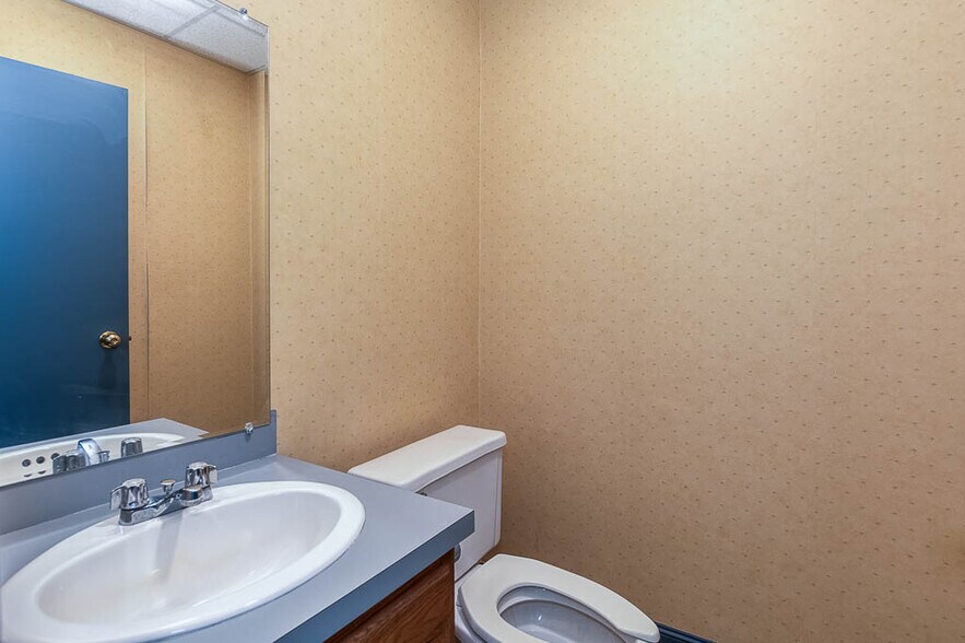 More Photos Of 645 County St, Taunton Office For Sale