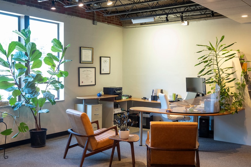 More Photos Of 620 Euclid Ave, Lexington Office For Sale